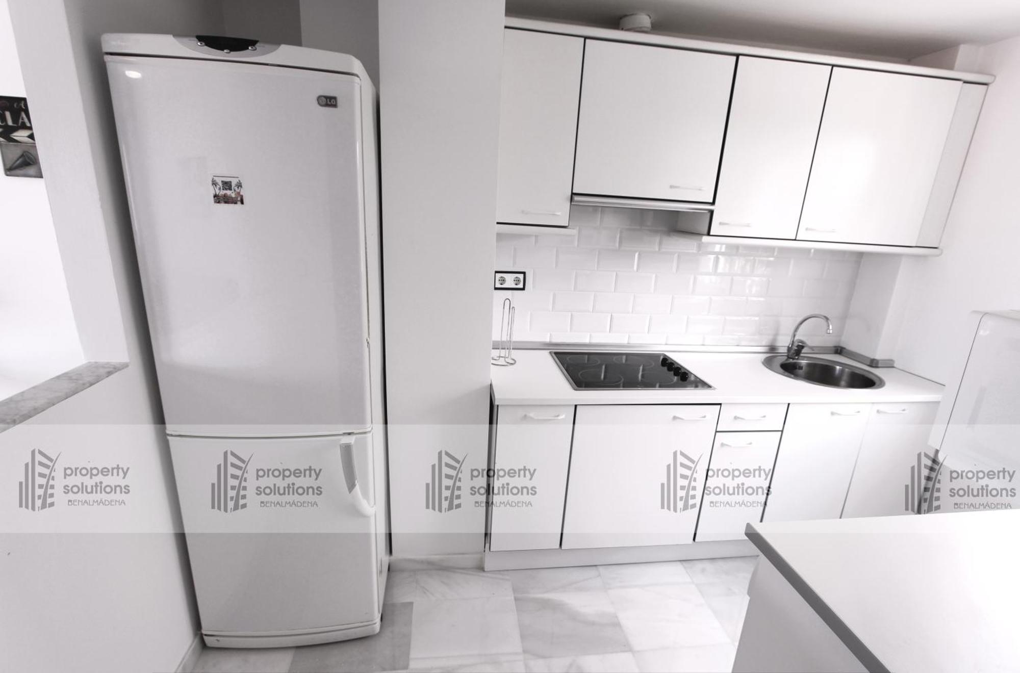Apartamento Lomas de Mena, 21 - Ático con vistas al mar - Piscina y Barbacoa - PARKING GRATIS - EXCELENTE CONEXIÓN WIFI Benalmádena Exterior foto